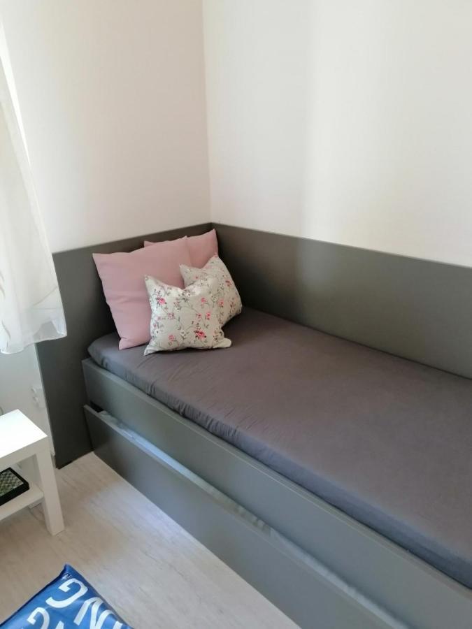 Evita Apartment Karlovac Eksteriør billede